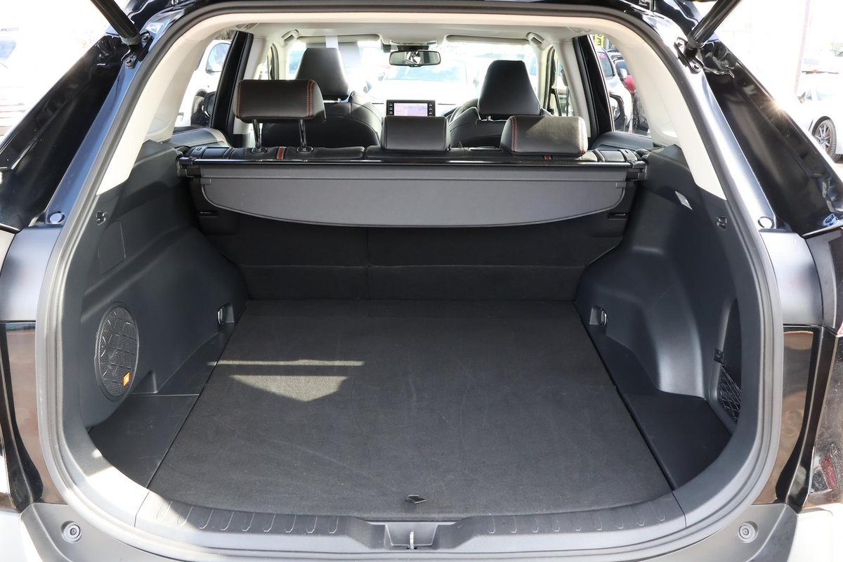 2020 Toyota RAV4 Edge AXAA54R AWD image 29