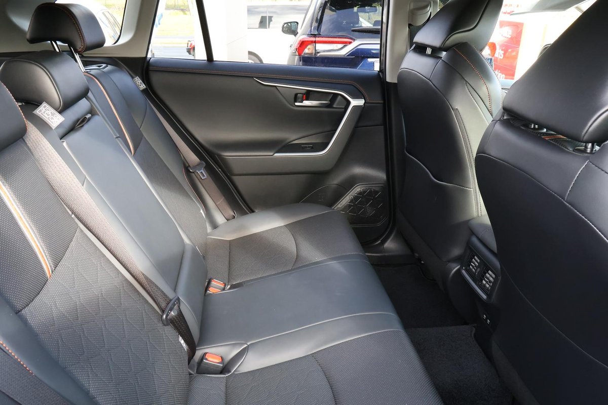 2020 Toyota RAV4 Edge AXAA54R AWD image 26