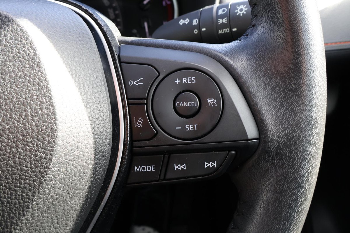 2020 Toyota RAV4 Edge AXAA54R AWD image 12