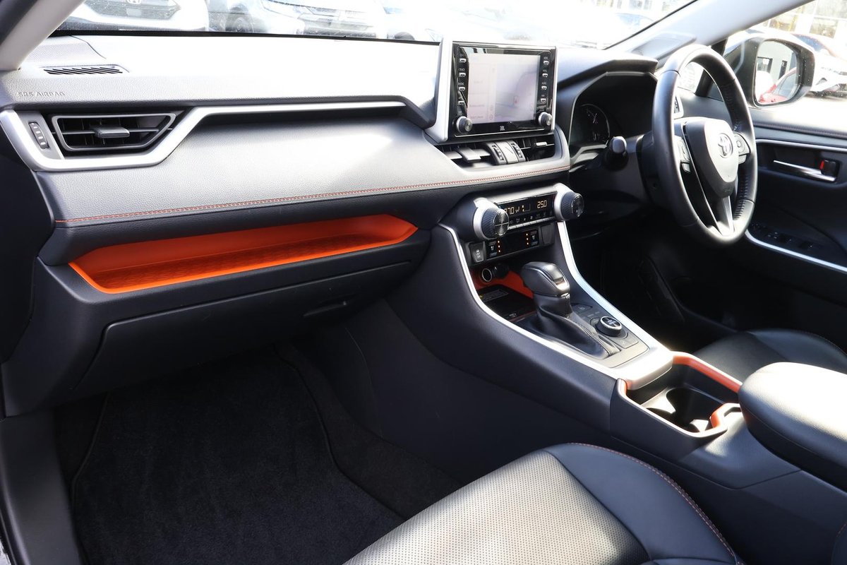 2020 Toyota RAV4 Edge AXAA54R AWD image 28