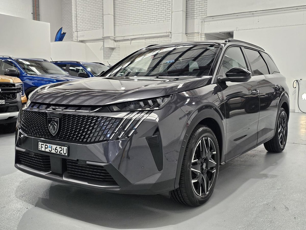 2025 Peugeot 5008 GT Premium Hybrid P74 MY25 image 3