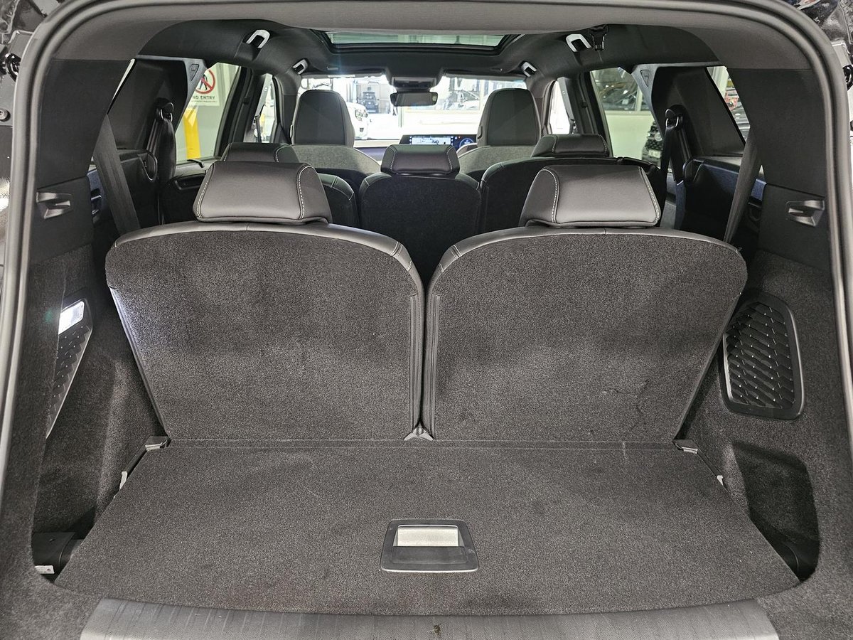 2025 Peugeot 5008 GT Premium Hybrid P74 MY25 image 27