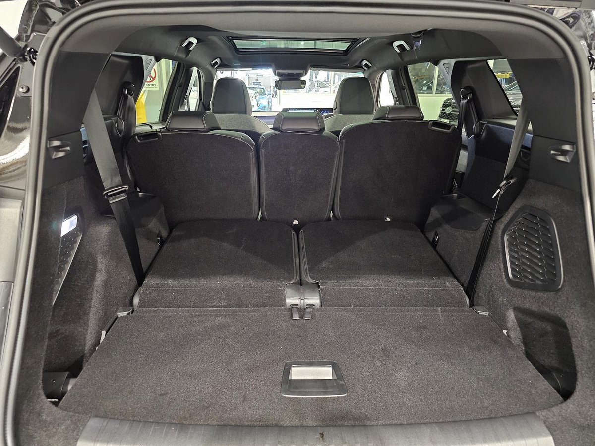 2025 Peugeot 5008 GT Premium Hybrid P74 MY25 image 28