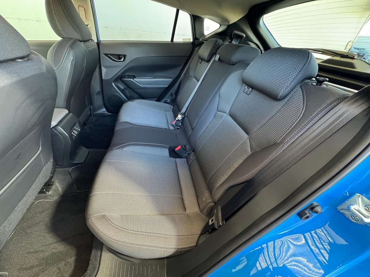 2025 Subaru Crosstrek 2.0R G6X MY24 AWD image 13