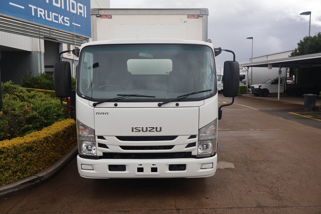 2019 ISUZU NNR 45-150 image 11