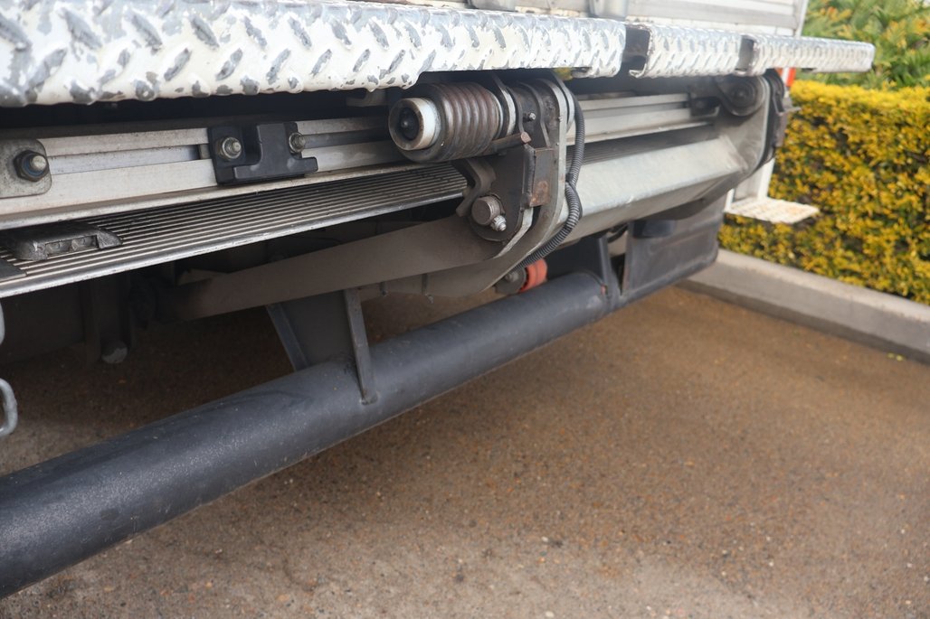 2019 ISUZU NNR 45-150 image 21