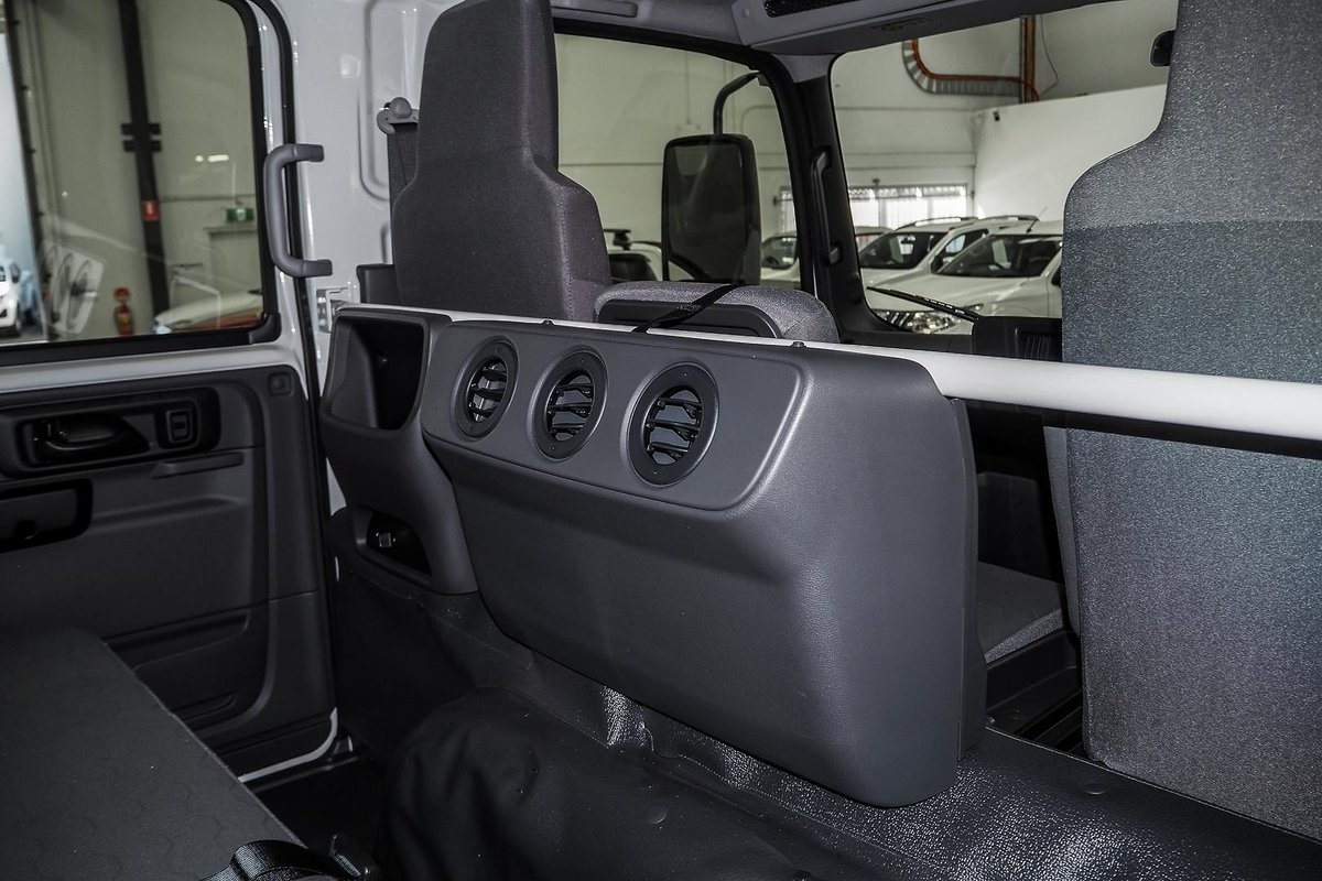 2026 Isuzu N Series NPS 75-175 MT C34 image 11