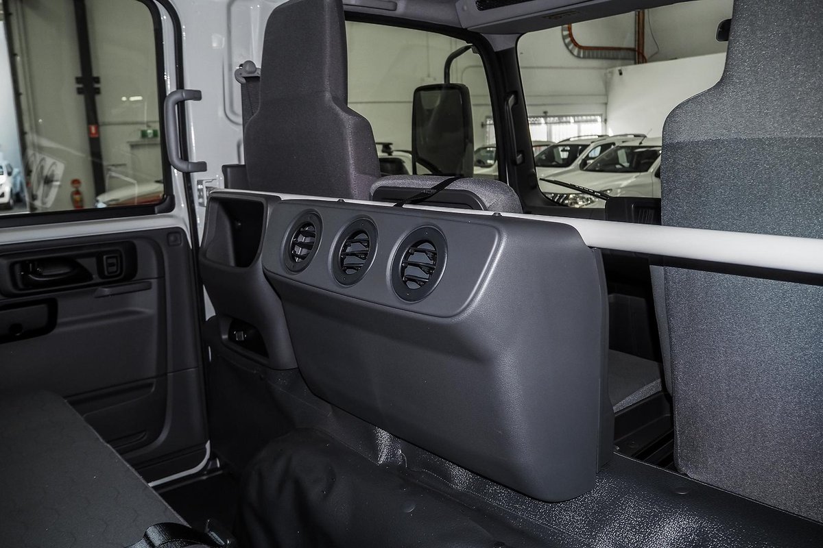 2026 Isuzu N Series NPS 75-175 MT C34 image 11