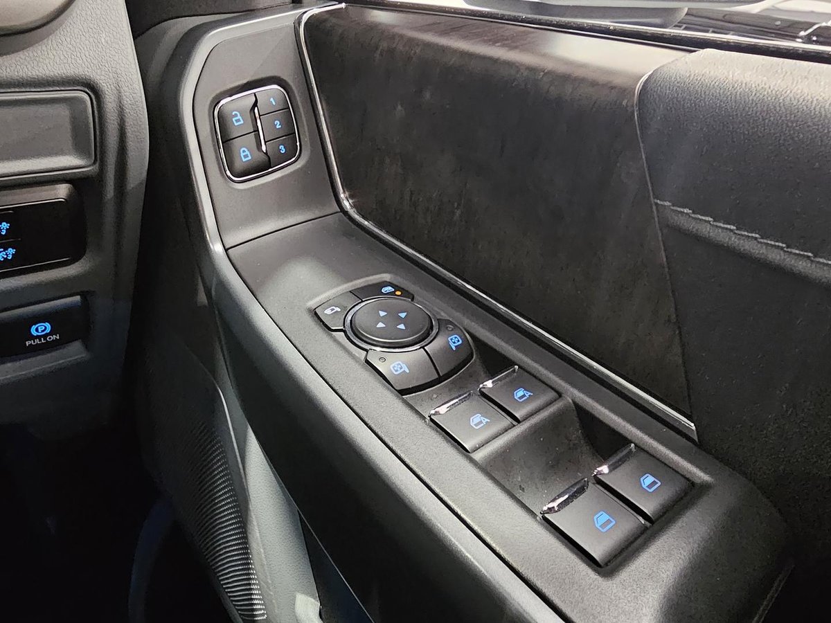 2023 Ford F-150 Lariat MY23 4X4 Dual Range image 26