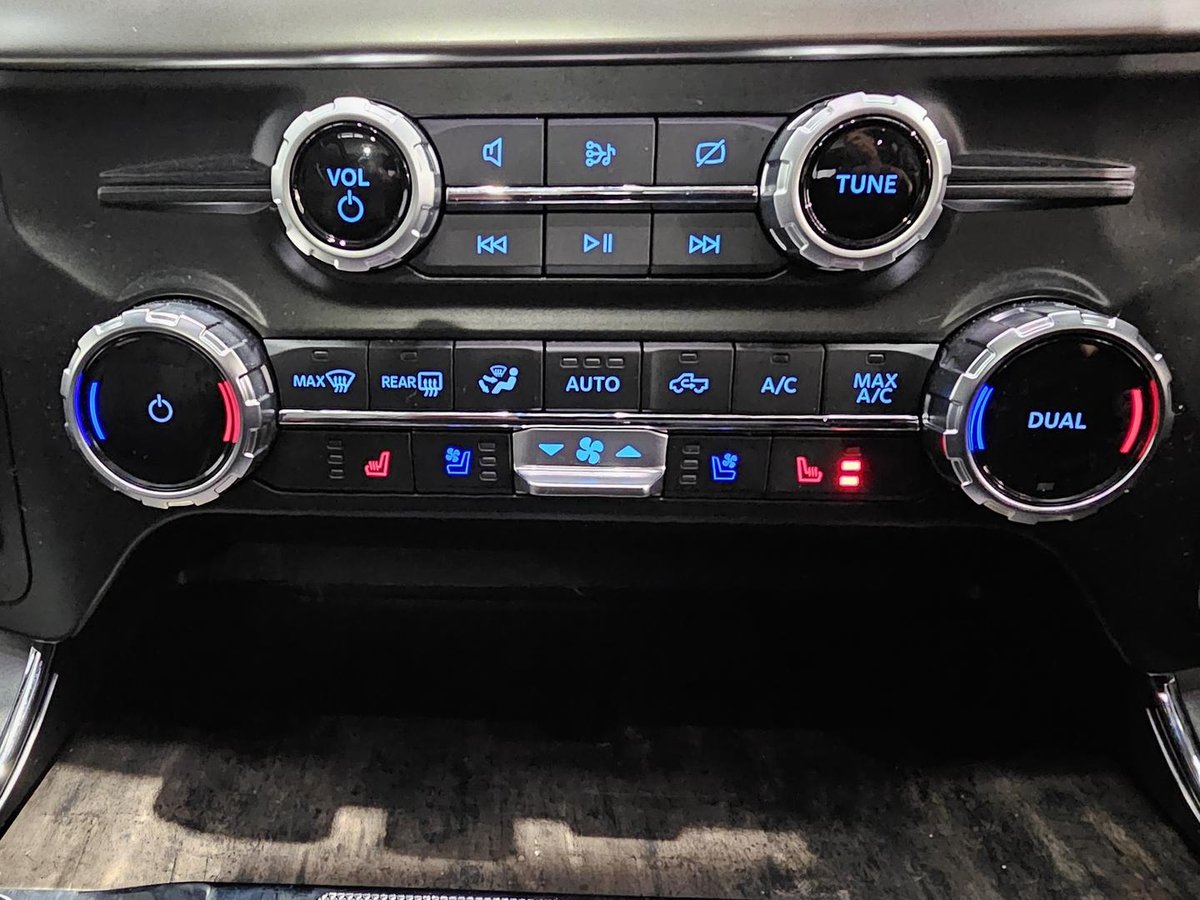 2023 Ford F-150 Lariat MY23 4X4 Dual Range image 21