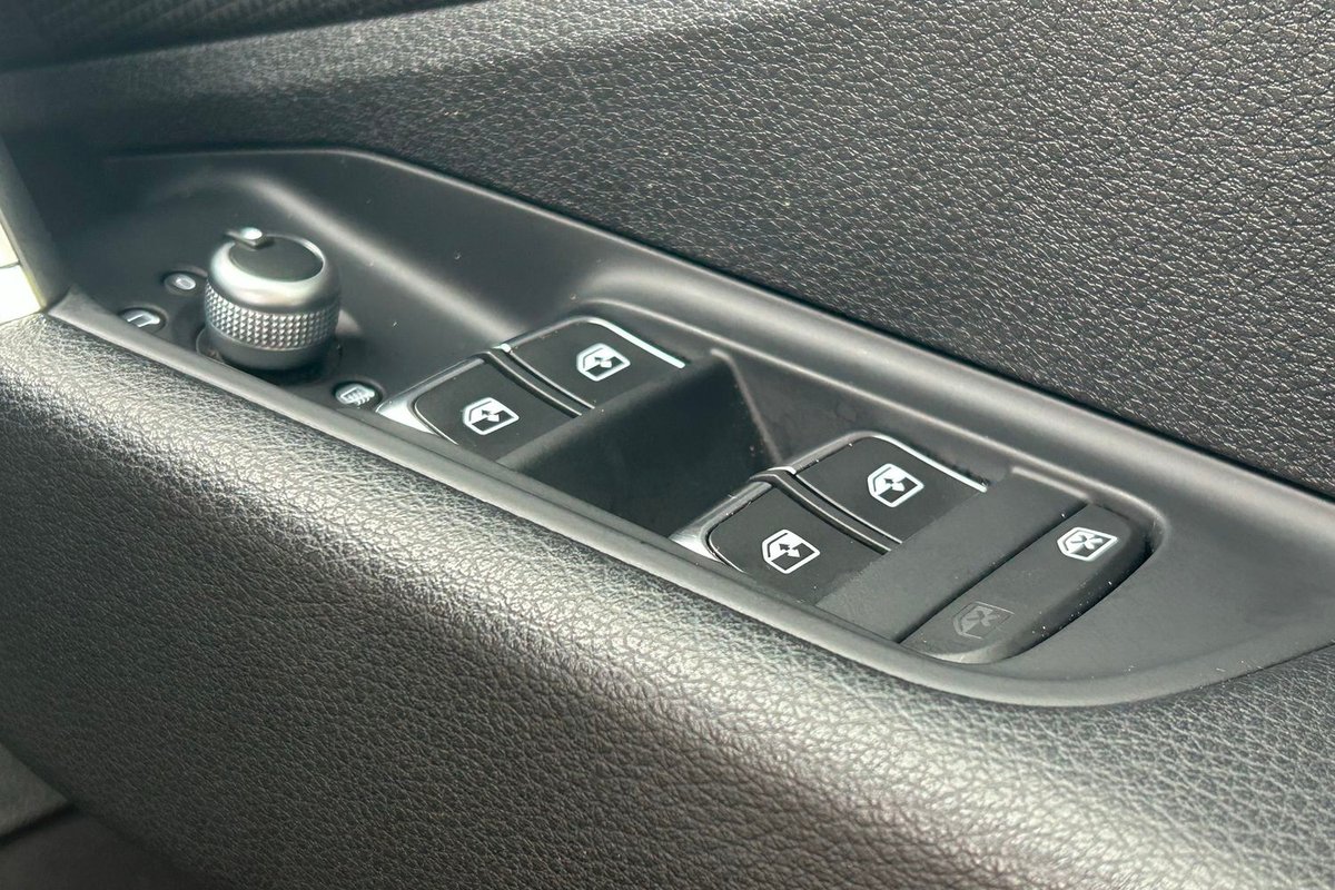 2020 Toyota Landcruiser Prado image 20