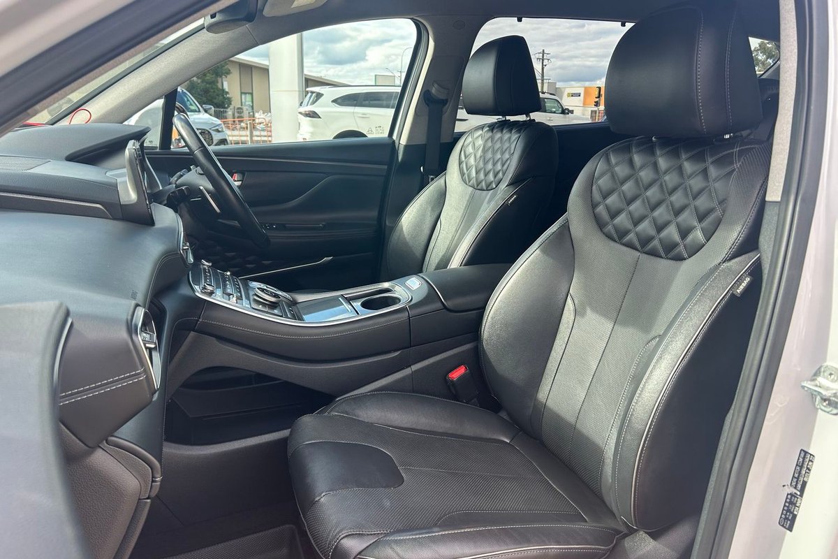 2022 Hyundai Santa Fe Elite TM.V4 MY22 4X4 On Demand image 11