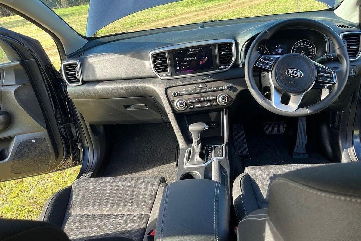 2024 Kia Carnival image 14