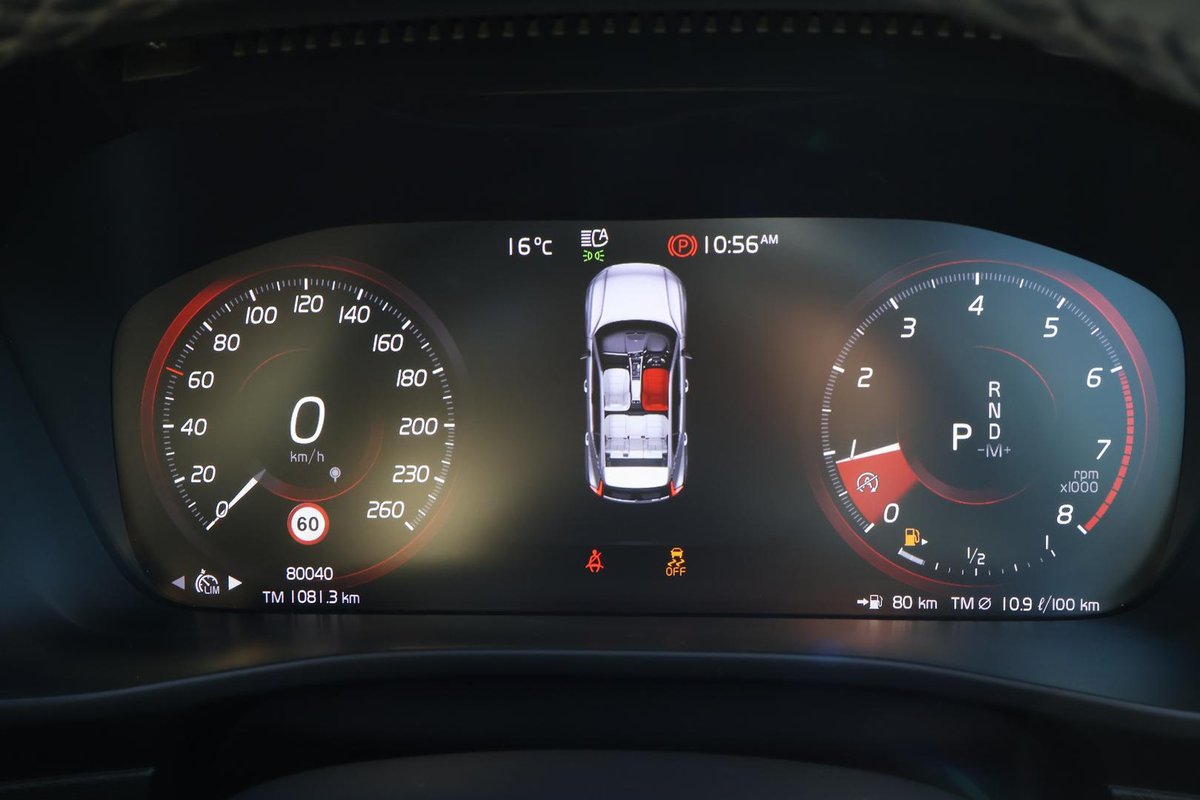 2021 Volvo XC40 T5 R-Design MY22 AWD image 12