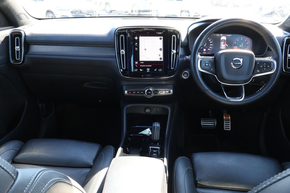 2021 Volvo XC40 T5 R-Design MY22 AWD image 8