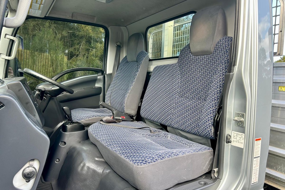 2022 Isuzu N Series NLR 45-150 Traypack image 20