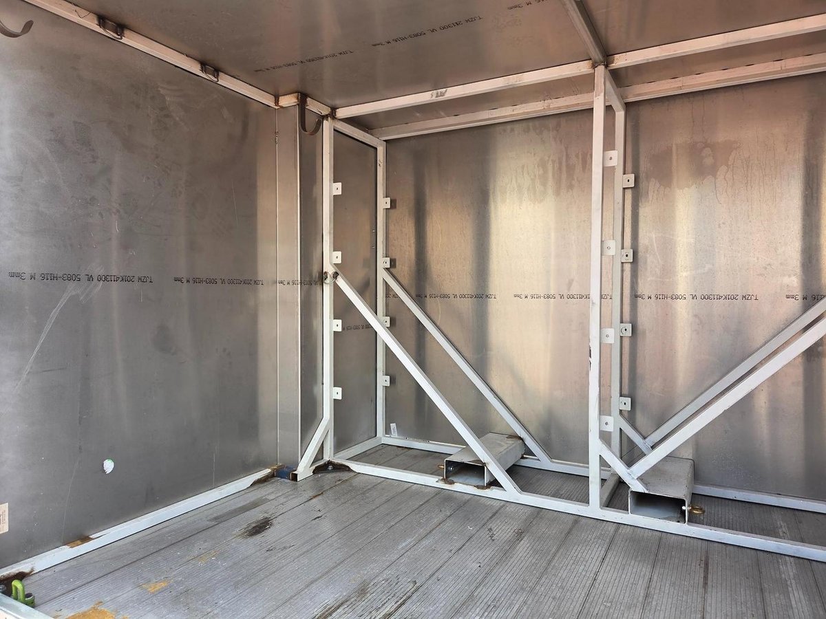 2023 Isuzu Nnr 55/45-150 Amt Tray And Box image 21