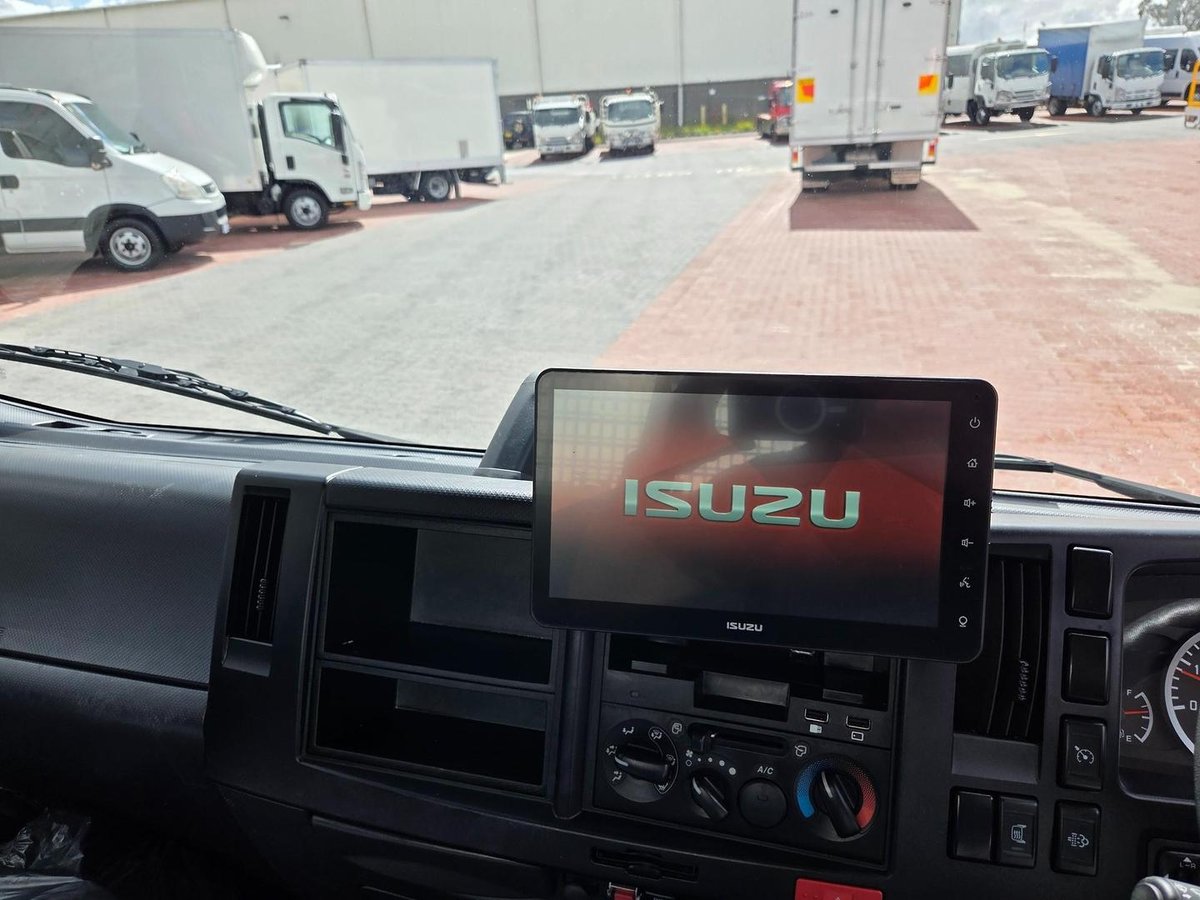 2023 Isuzu Nnr 55/45-150 Amt Tray And Box image 23