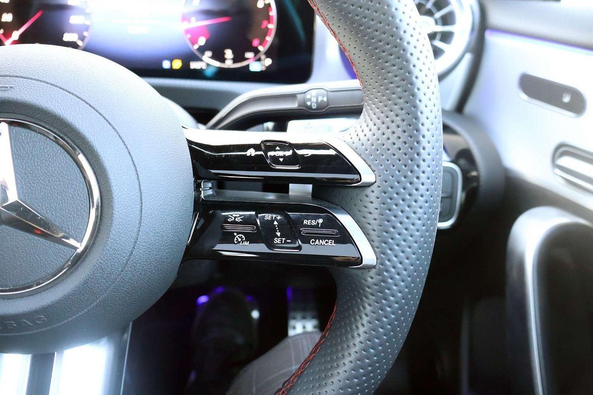 2025 Mercedes-Benz A-Class A200 W177 image 27