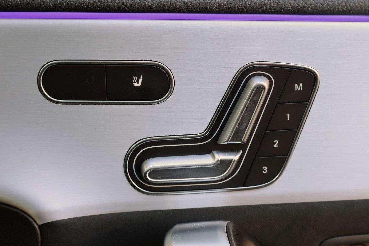 2025 Mercedes-Benz A-Class A200 W177 image 31