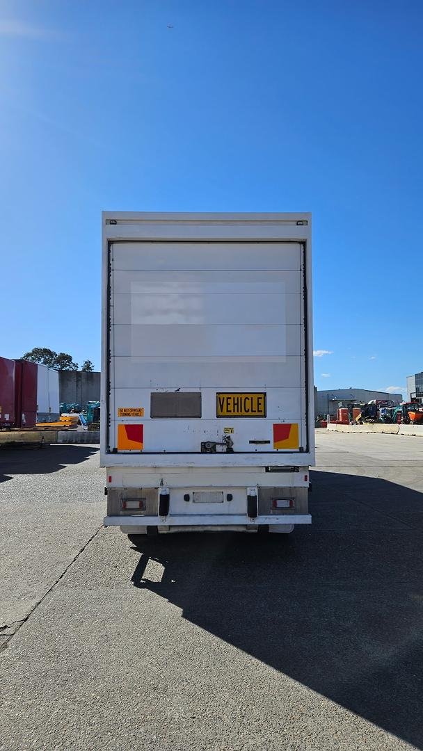 2015 Maxitrans 22P Freezer Van image 20
