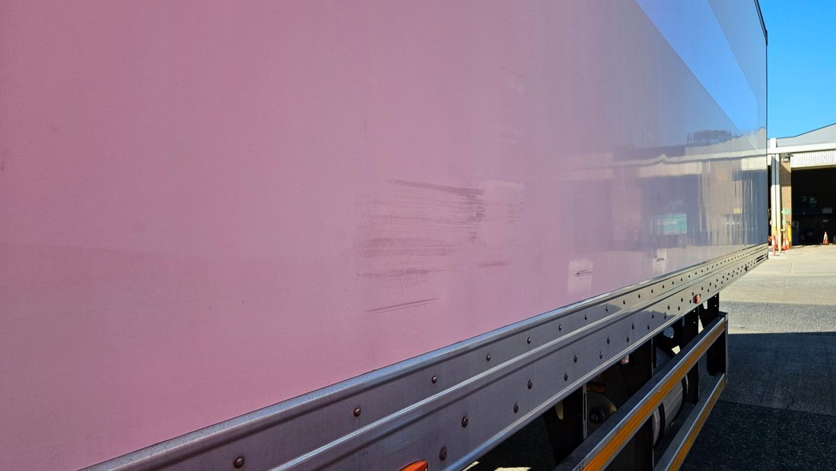 2015 Maxitrans 22P Freezer Van image 19