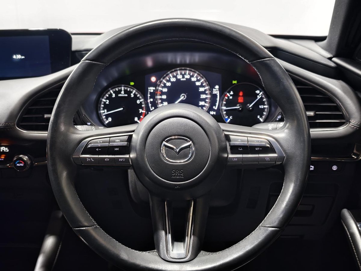 2018 Mazda 3 image 9
