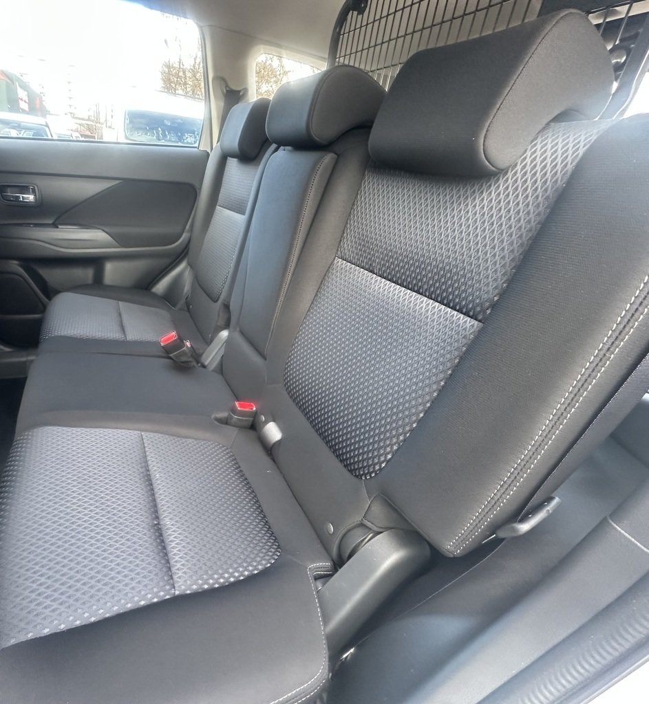 2018 Mitsubishi Outlander ES ZL MY18.5 AWD image 22