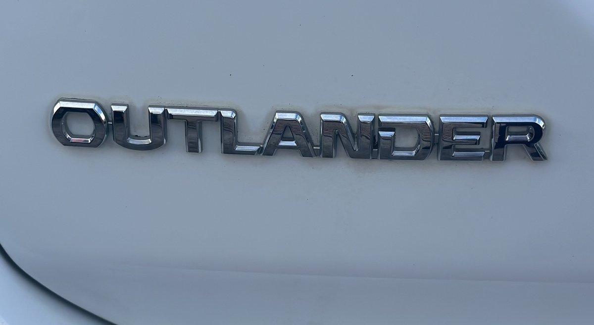 2018 Mitsubishi Outlander ES ZL MY18.5 AWD image 30