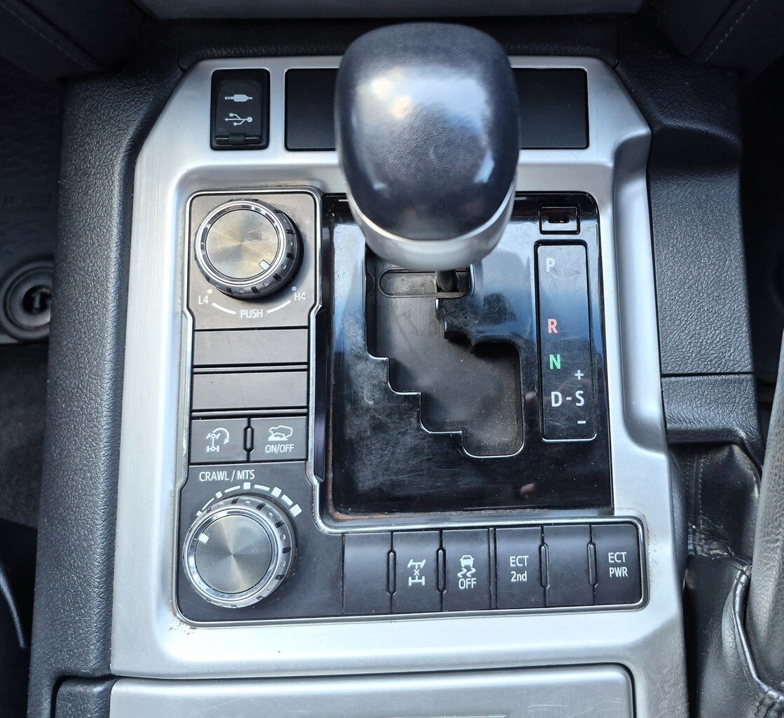 2020 Toyota Landcruiser image 21