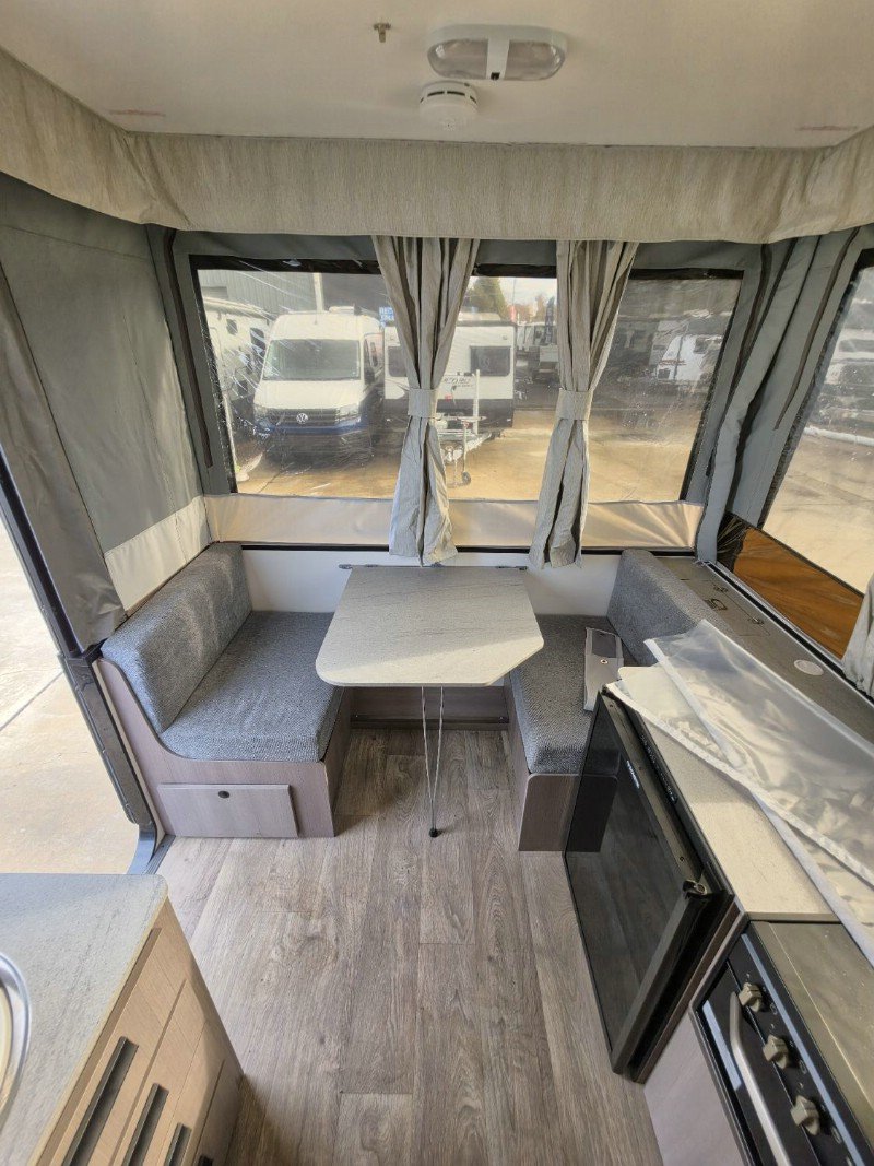 2024 JAYCO PENGUIN TOURING image 9