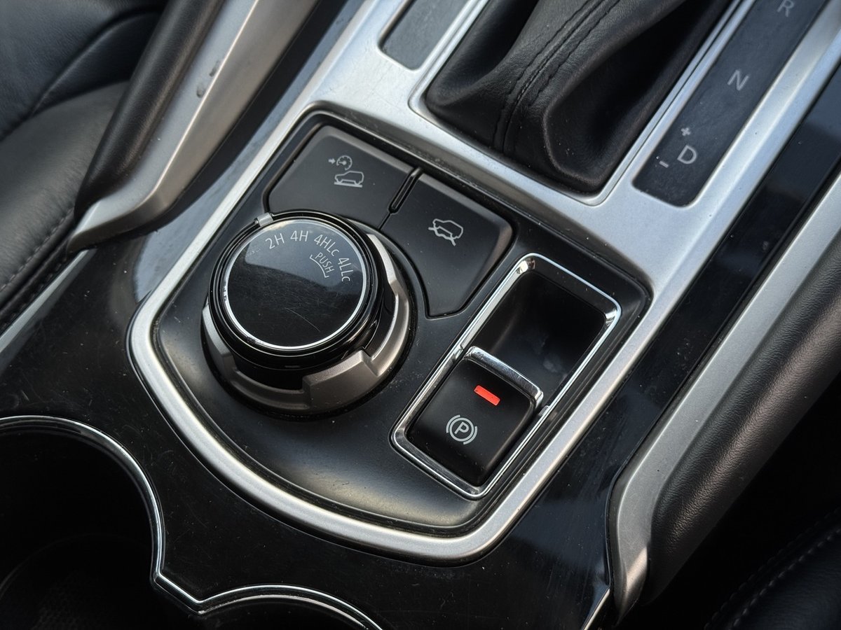 2019 Mitsubishi Pajero Sport Black Edition QE MY19 4X4 Dual Range image 17