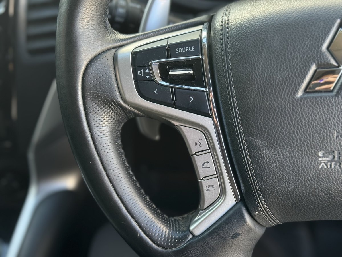 2019 Mitsubishi Pajero Sport Black Edition QE MY19 4X4 Dual Range image 18