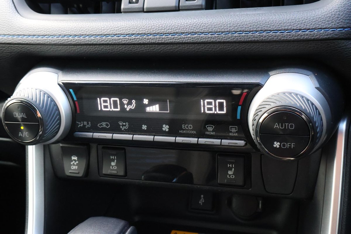 2022 Toyota RAV4 XSE AXAH54R 4X4 On Demand image 26