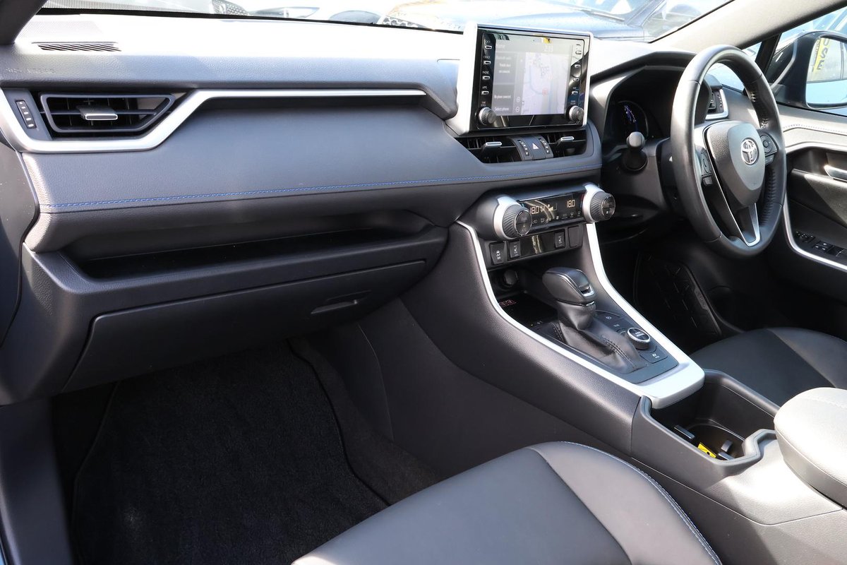 2022 Toyota RAV4 XSE AXAH54R 4X4 On Demand image 25