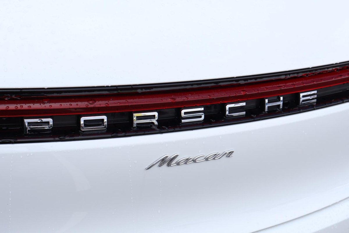 2019 Porsche Macan 95B MY19 AWD image 35