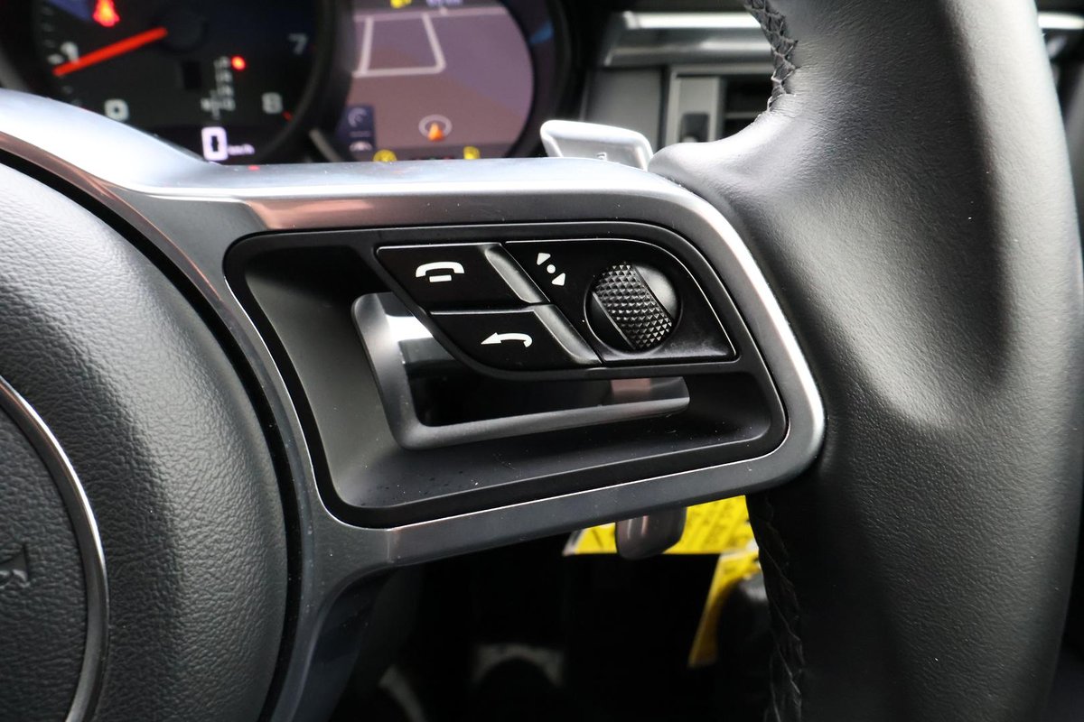 2019 Porsche Macan 95B MY19 AWD image 12