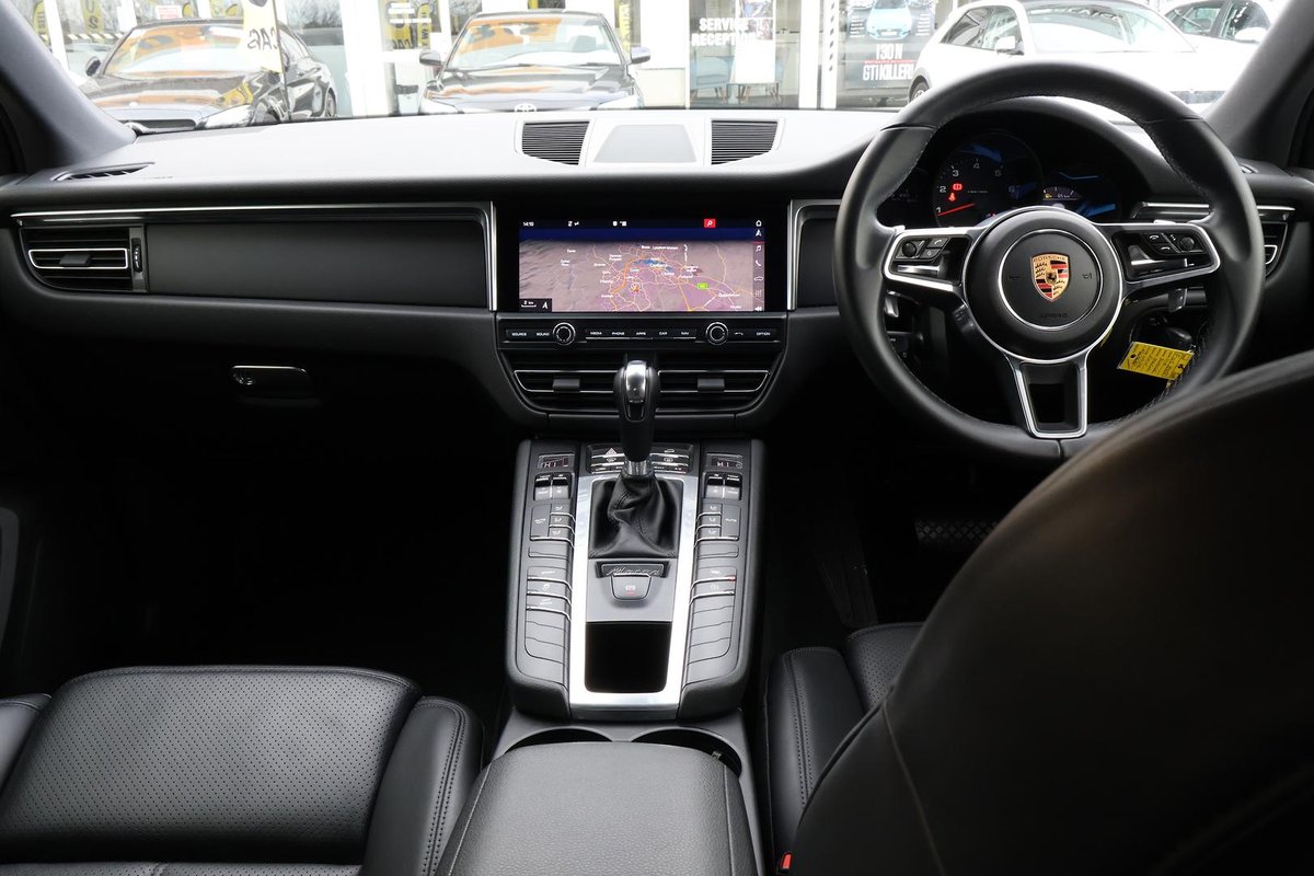2019 Porsche Macan 95B MY19 AWD image 9
