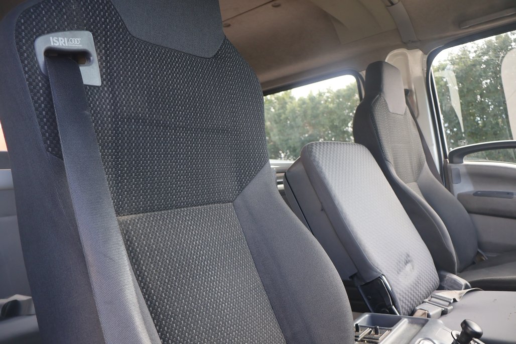 2016 ISUZU FRR 110-260 image 12
