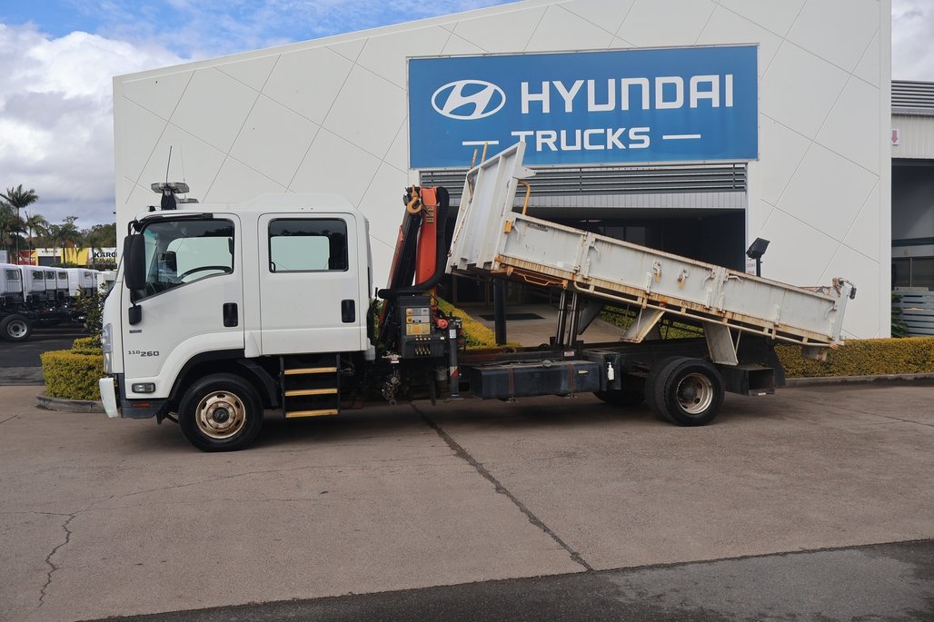 2016 ISUZU FRR 110-260 image 2