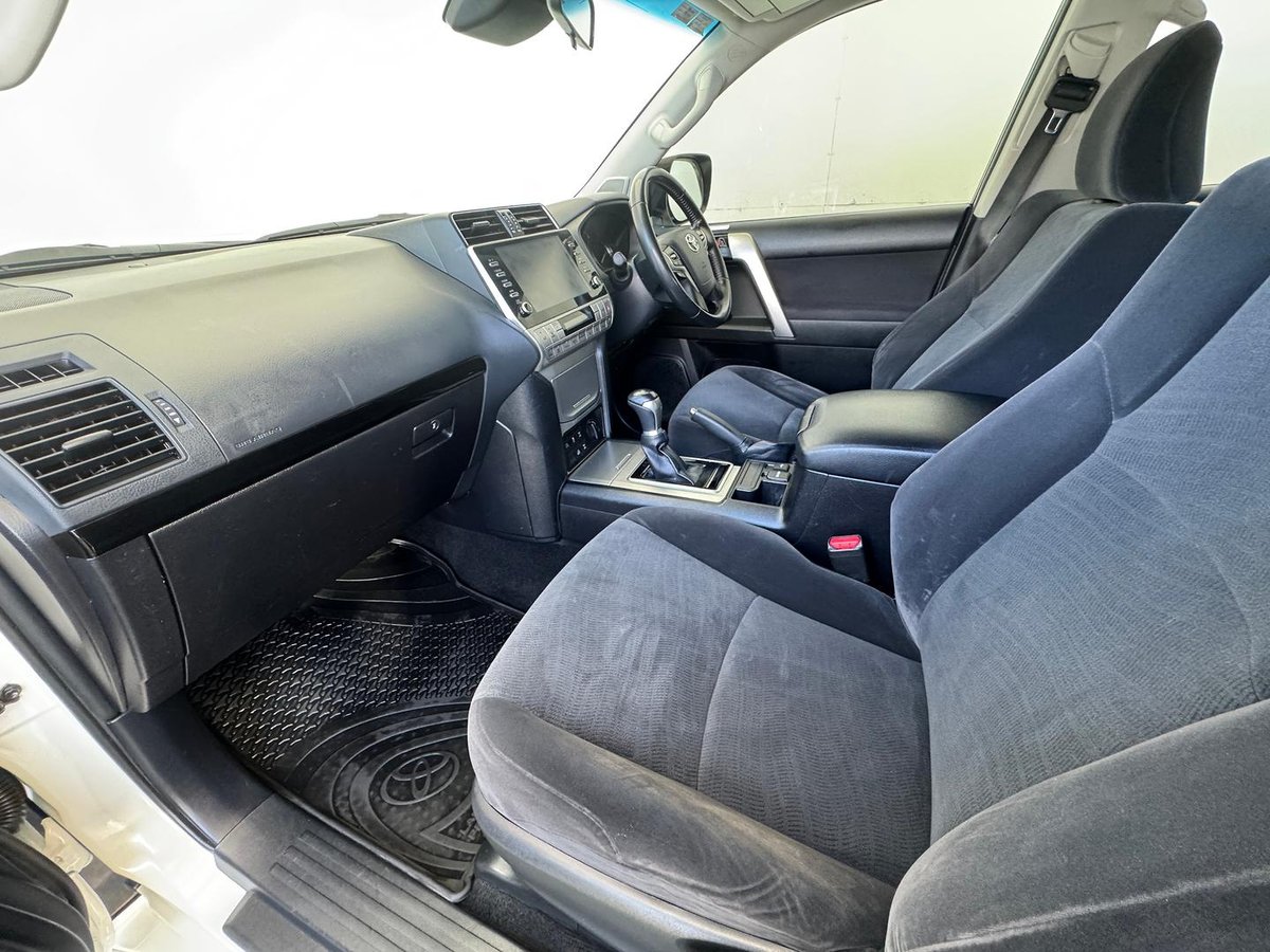 2023 Toyota Landcruiser Prado GXL GDJ150R 4X4 Dual Range image 9