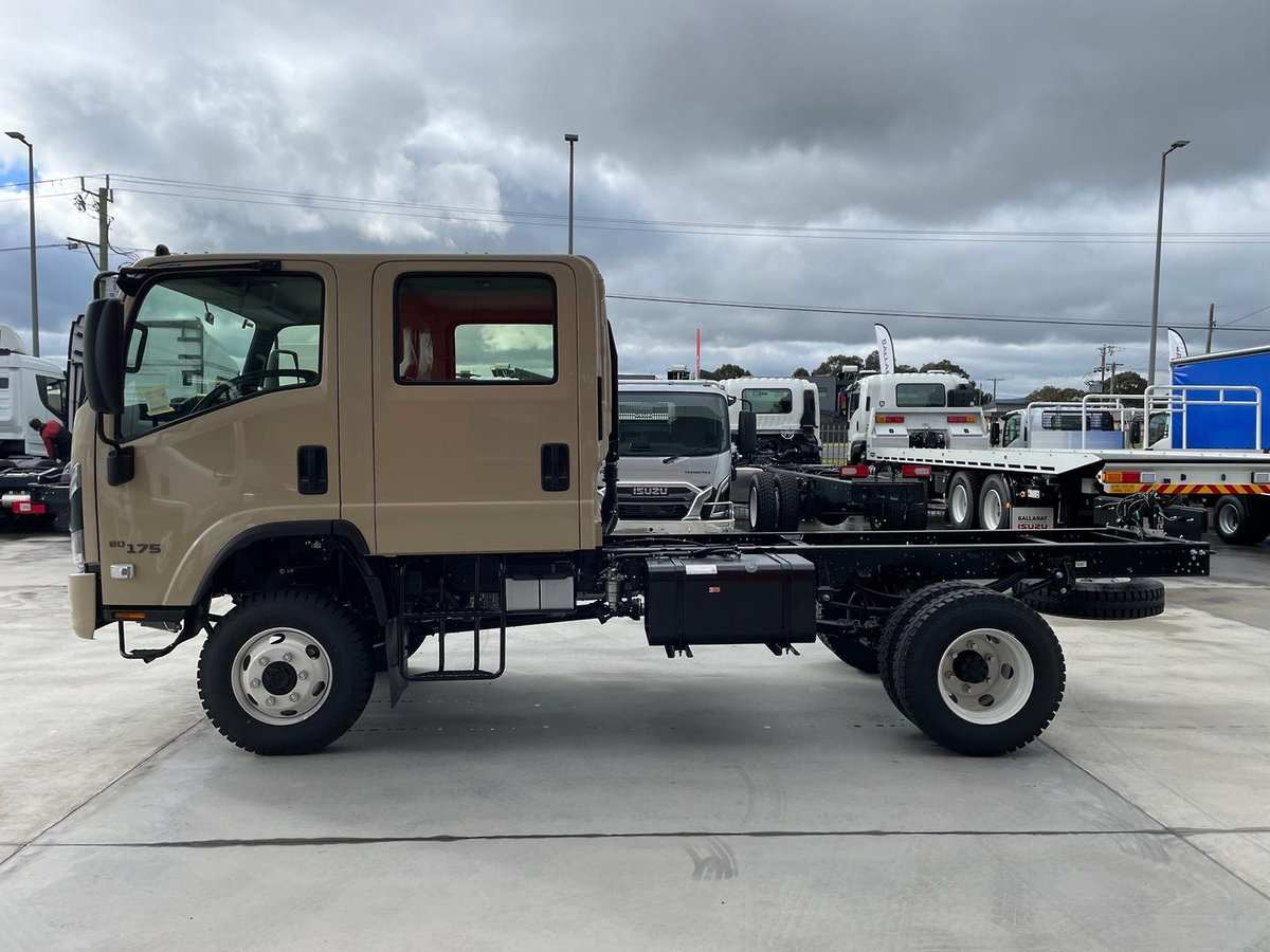 2026 Isuzu N Series image 6