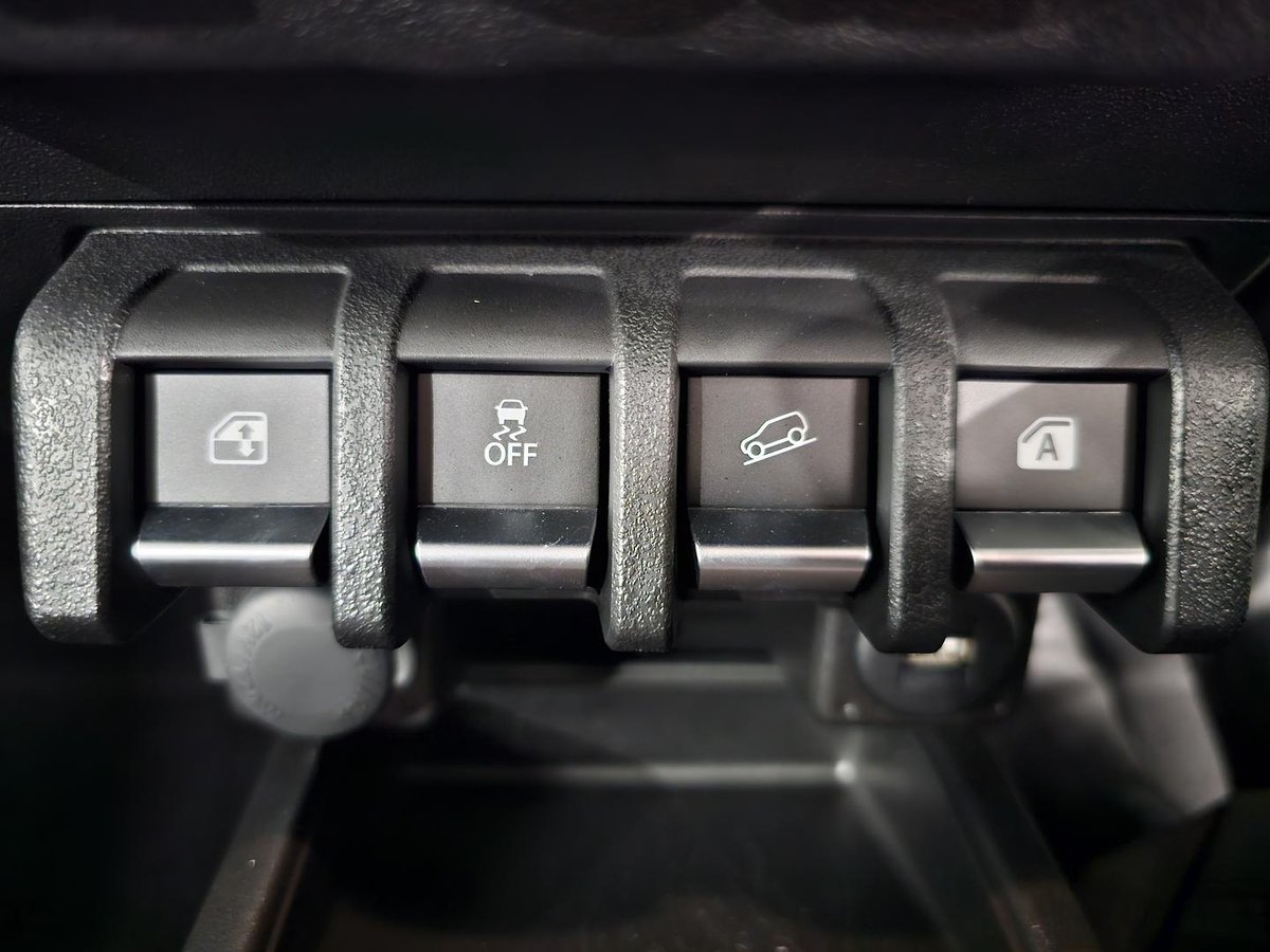2024 Suzuki Jimny GLX GJ 4X4 Dual Range image 24