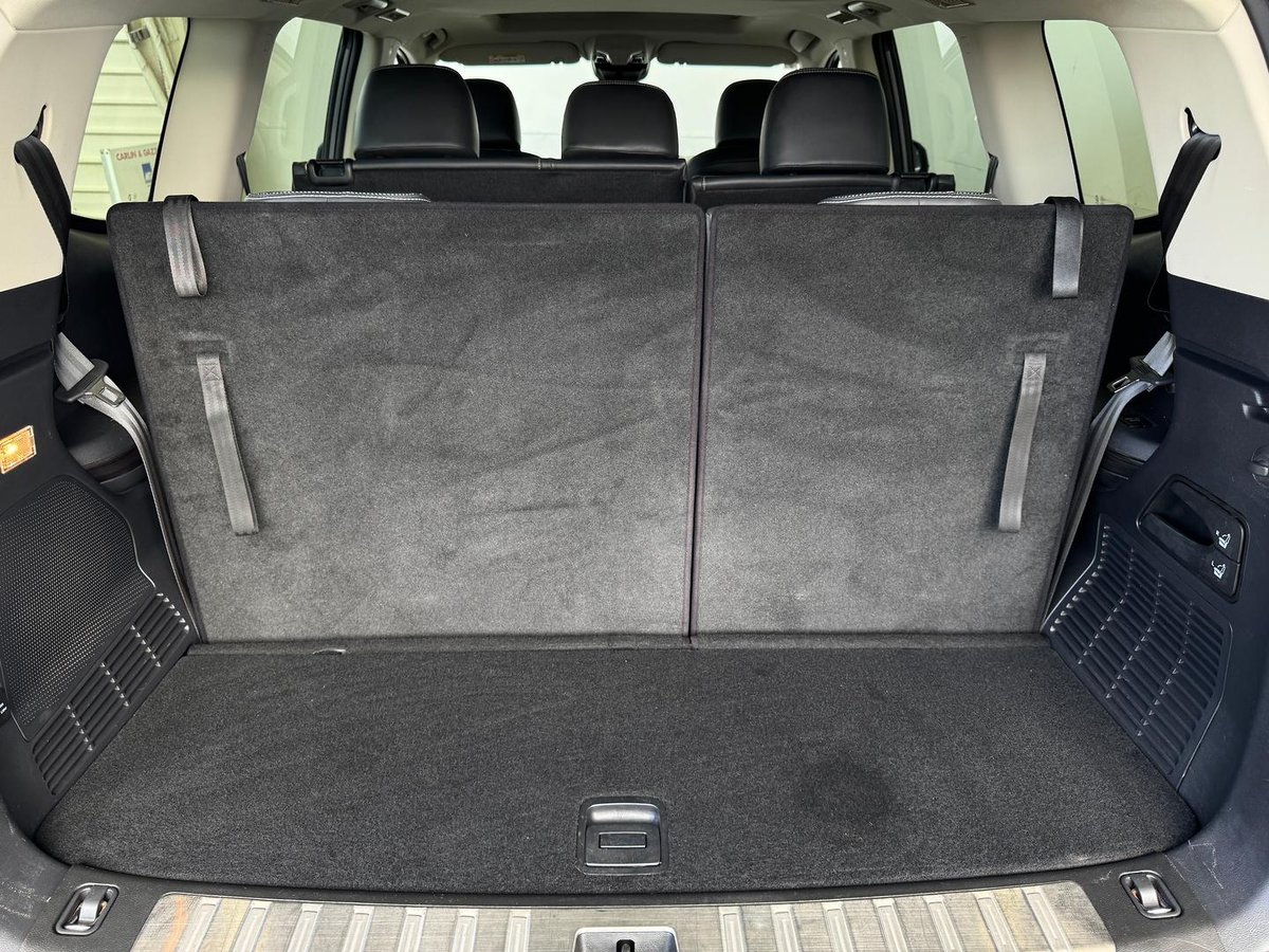 2022 LDV D90 Executive SV9A image 26
