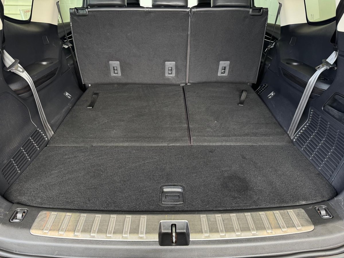 2022 LDV D90 Executive SV9A image 27