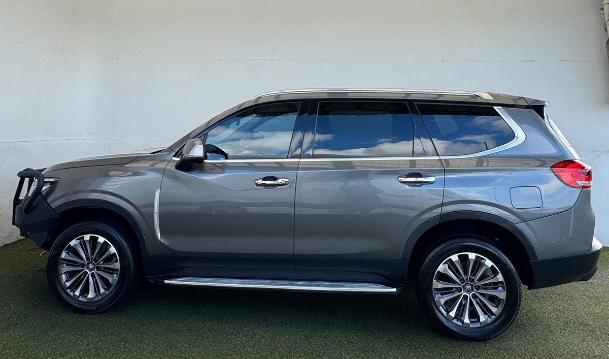 2022 LDV D90 Executive SV9A image 36