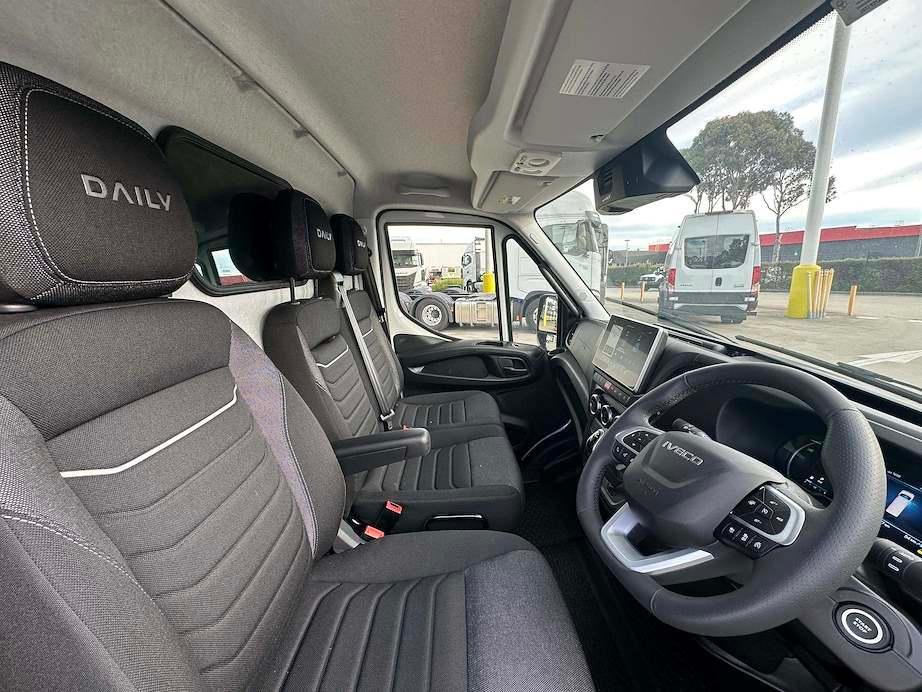 2026 Iveco Daily 50C18V image 18