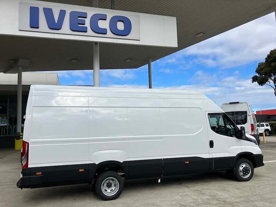 2026 Iveco Daily 50C18V image 14