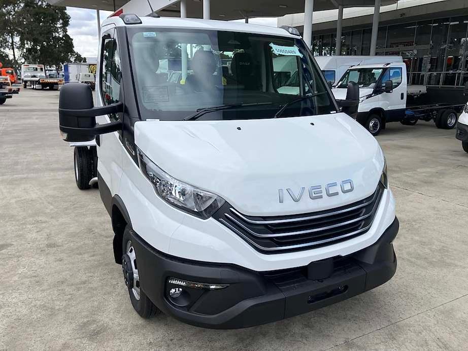 2026 Iveco Daily 50C18 image 6
