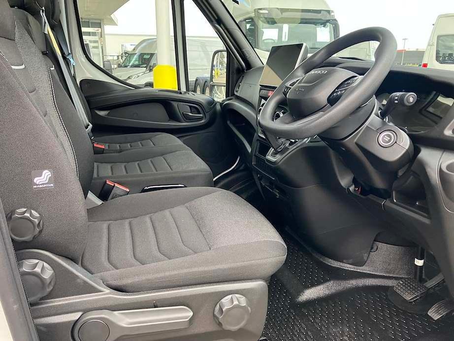 2026 Iveco Daily 50C18 image 16